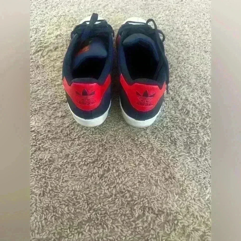 Adidas Superstar - Picture 4 of 5